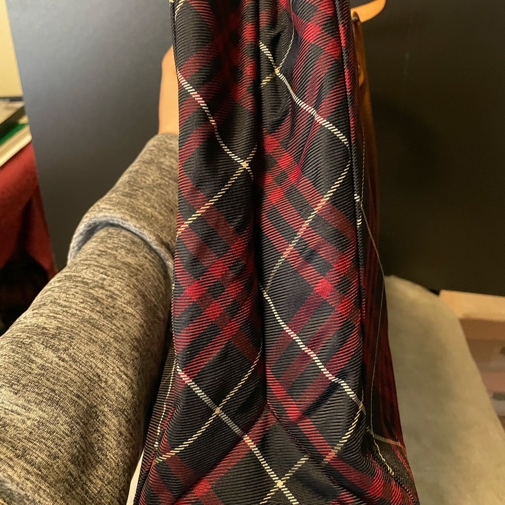 Authentic Burberry tote - Picture 8 of 16